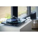 Pro-Ject T2 analóg lemezjátszó Sumiko Rainier hangszedővel - fekete