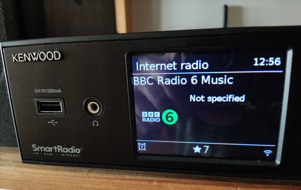   Kenwood K-RW8000SCD-B hálózatos erősítő CD lejátszóval
