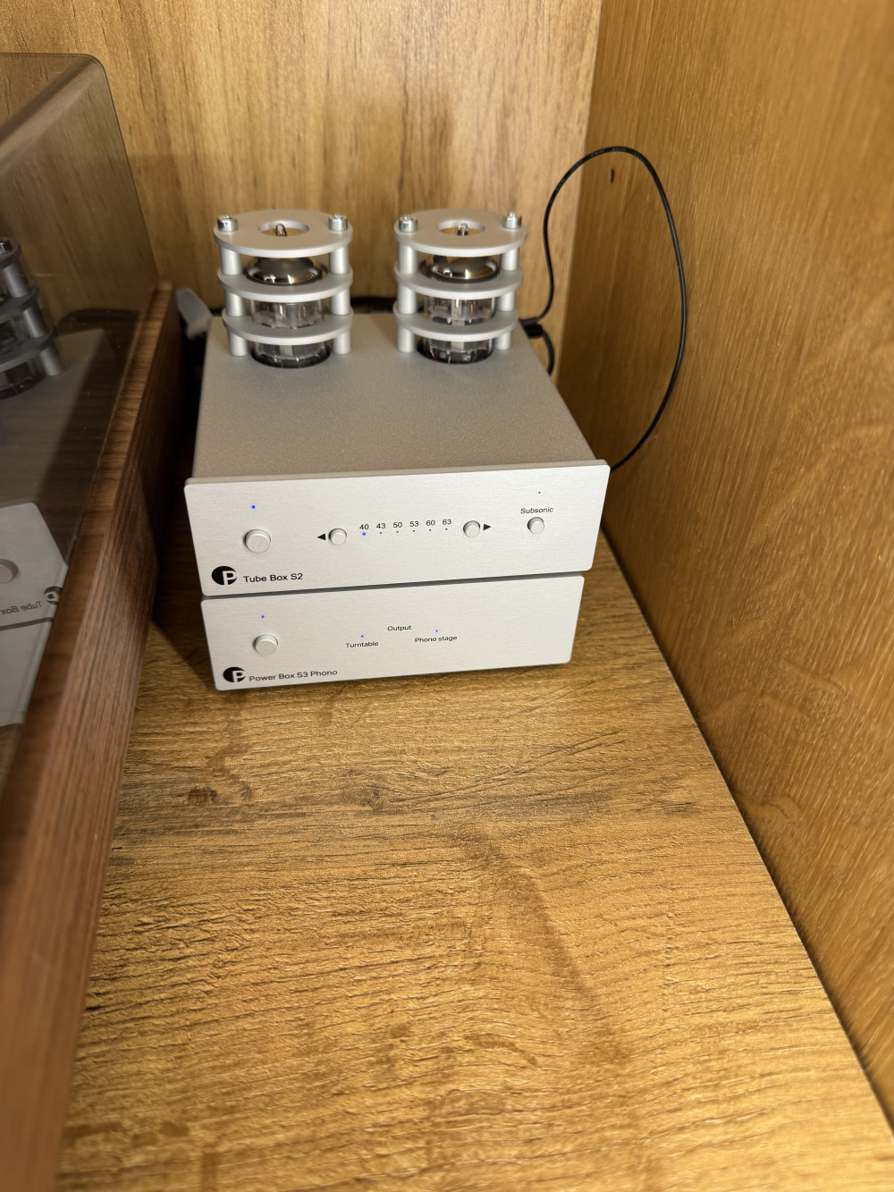 Pro-Ject Tube Box S2 csöves phono előerősítő - ezüst
